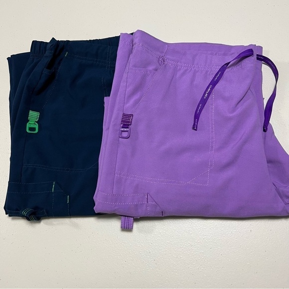 C52110 Carhartt Force® Cross-Flex Utility Boot Cut Cargo Scrub Pants (2 pieces) - Picture 9 of 14